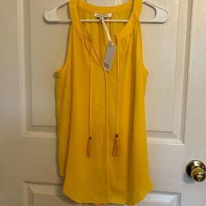 SIZE SMALL, Rose+Olive sleeveless yellow blouse